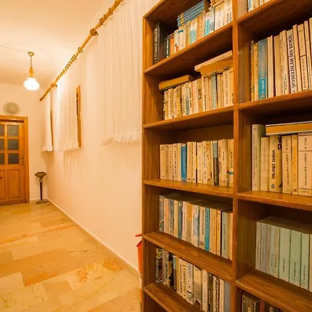 Apartment Oenemli Side
